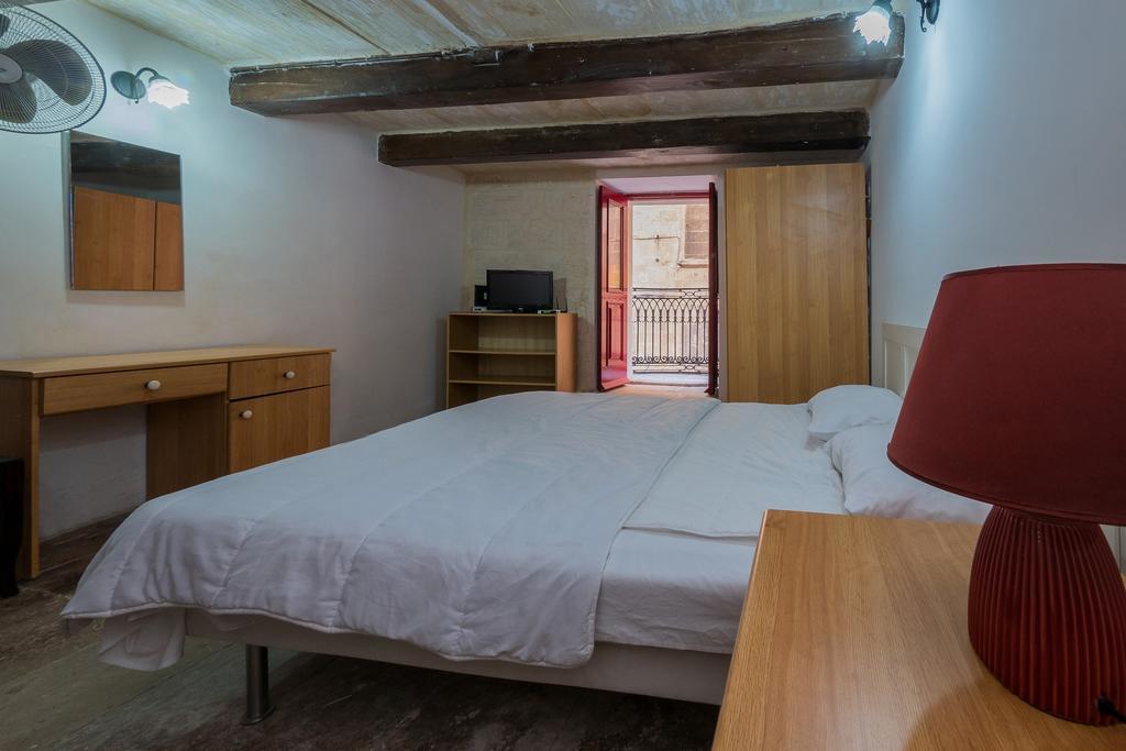 Appartement Lucia 182 à La Valette Extérieur photo