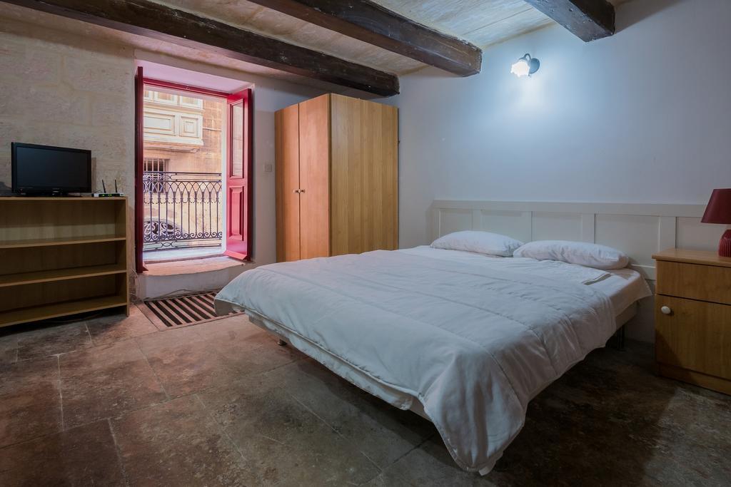 Appartement Lucia 182 à La Valette Extérieur photo