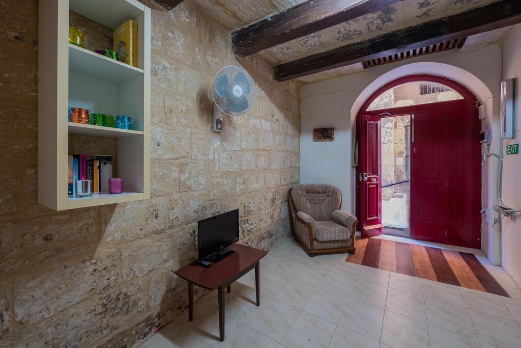 Appartement Lucia 182 à La Valette Extérieur photo